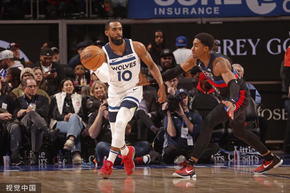 半场结束前 半场结束前